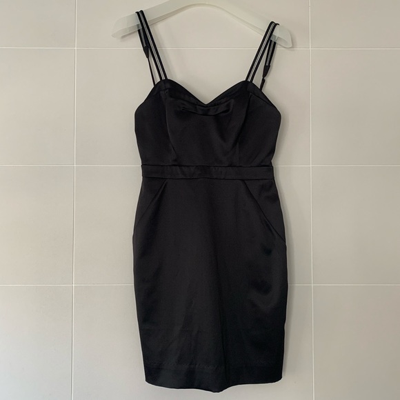 NWT BCBGeneration Black Dress Cutout Back, Size 6 - Picture 1 of 4